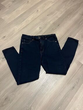 Express Women’s Navy Skinny Jeans